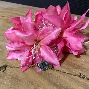 Grandmother’s Buttons Bracelet